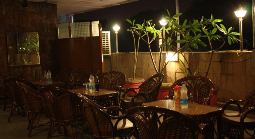 Hotel Rahul Palace New Delhi Restaurant billede