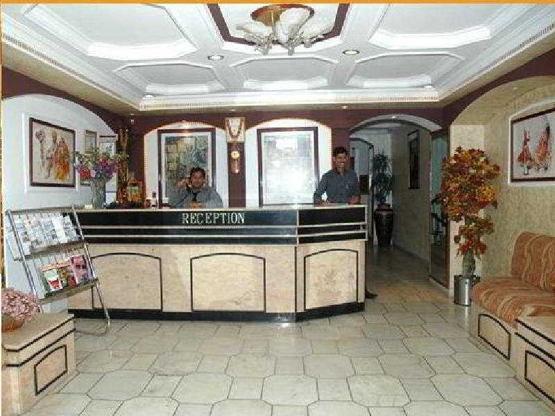 Hotel Rahul Palace New Delhi Interiør billede