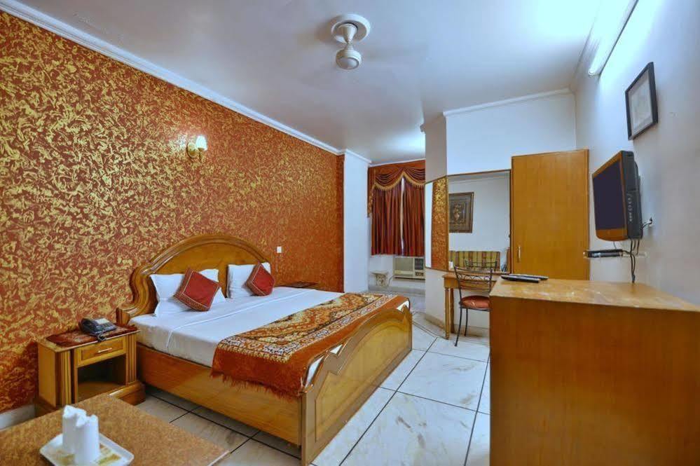 Hotel Rahul Palace New Delhi Eksteriør billede